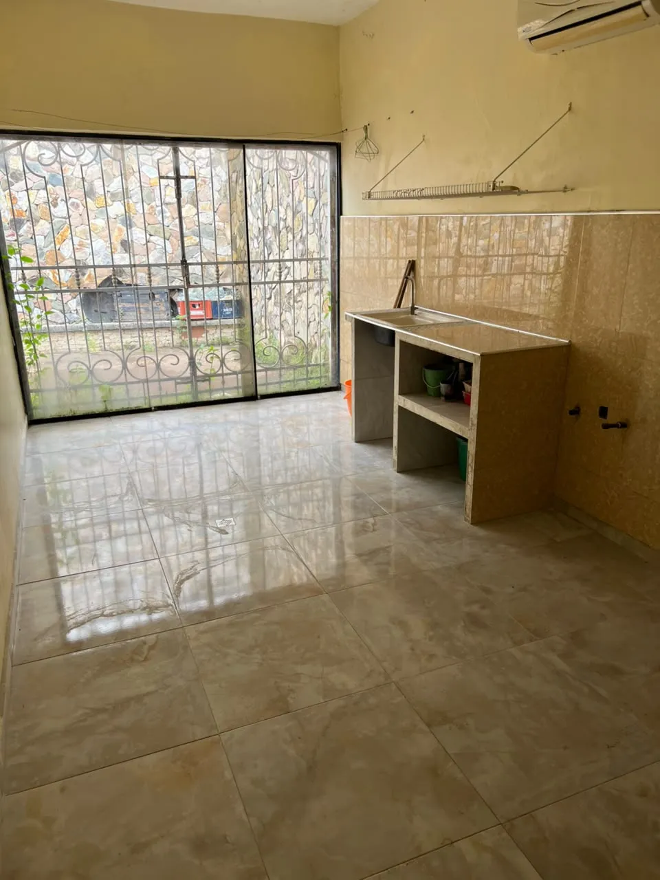 Hermosa casa en urb cerrado en Maturin Monagas - 10