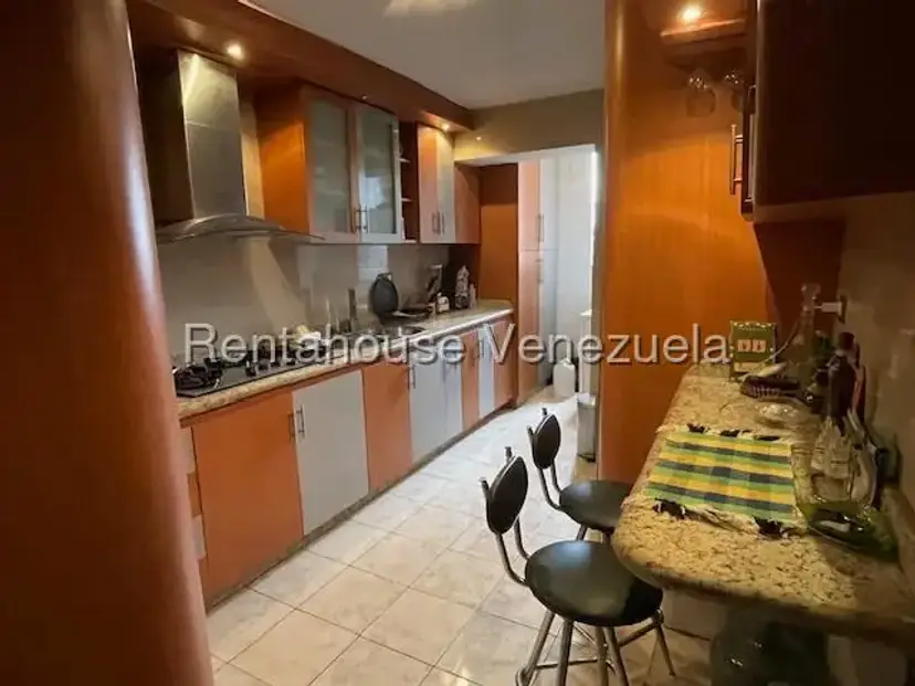 Apto. En Venta - La Vaquera -  MLS #26-18396