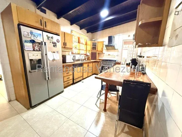 Venta de casa en el Cafetal - 4