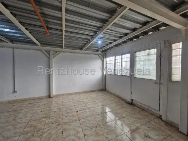 Alquiler de local comercial en Mariperez