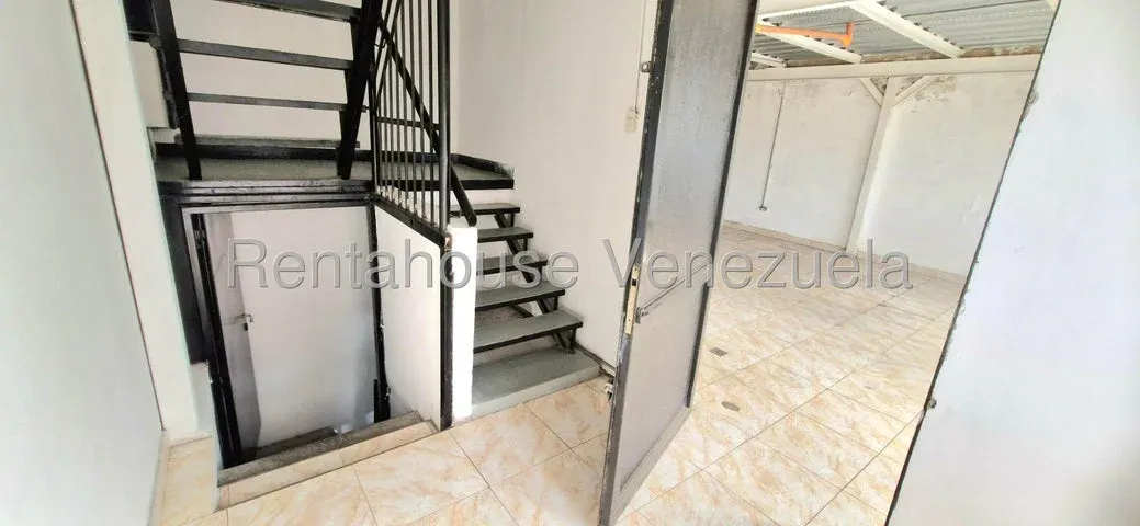 Alquiler de local comercial en Mariperez - 2
