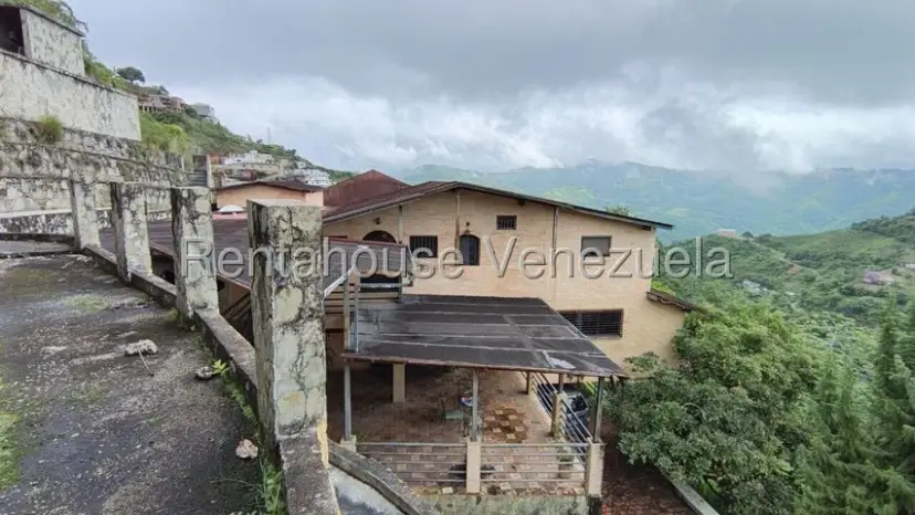 Vneta de csa en Caicaguana (la lagunita)