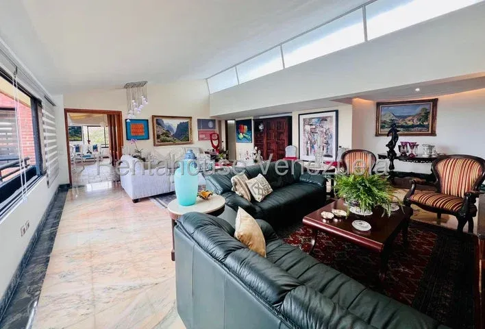 Venta de apartamento en el Alto Hatillo - 2