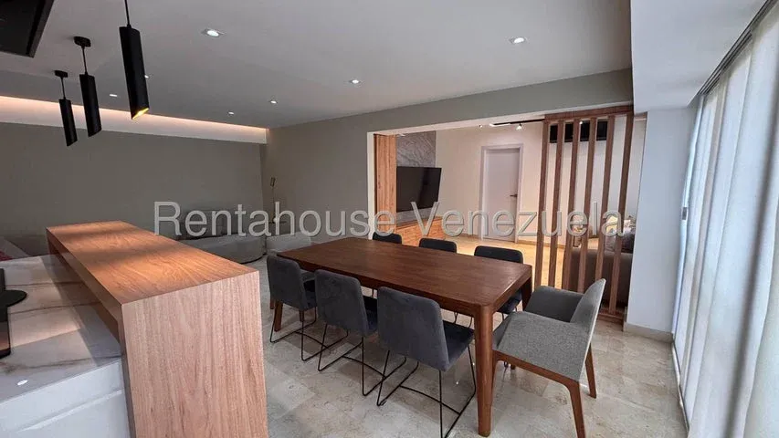 Alquiler de apartamento de lujo en Campo Alegre - 3