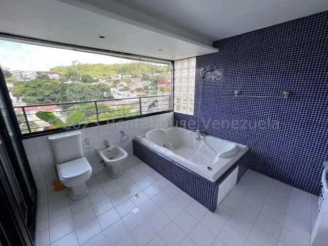 Venta de apartamento en cumbres de curumo - 8