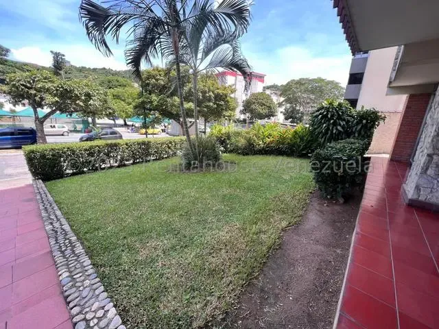 Venta de apartamento en cumbres de curumo - 9