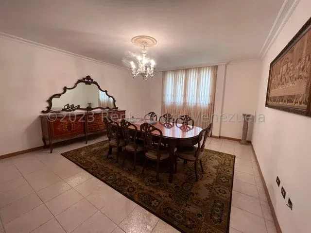 Venta de casa en Cumbre de Curumo - 2