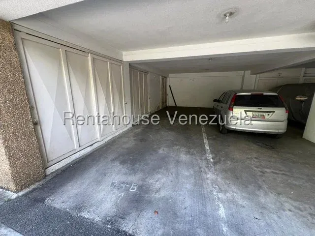 Venta de hermoso PH en Santa Rosa de Lima - 9