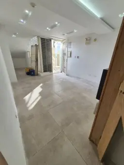 View 10