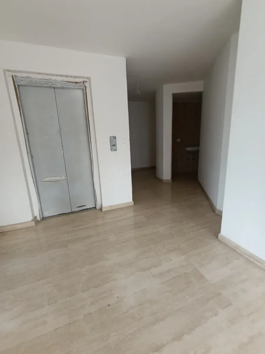 EN VENTA APARTAMENTO EN OBRA BLANCA TERRAZAS DEL COUNTRY - RES GUATAPARO LAKE - 4