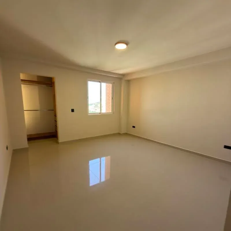 EN VENTA  Apartamento Semi Amoblado en Res Costa del Sol, Urb Los Mangos   - 7