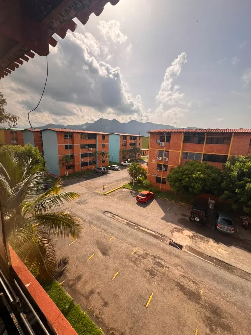 Vende Apartamento Residencias Orion En San Diego - 11