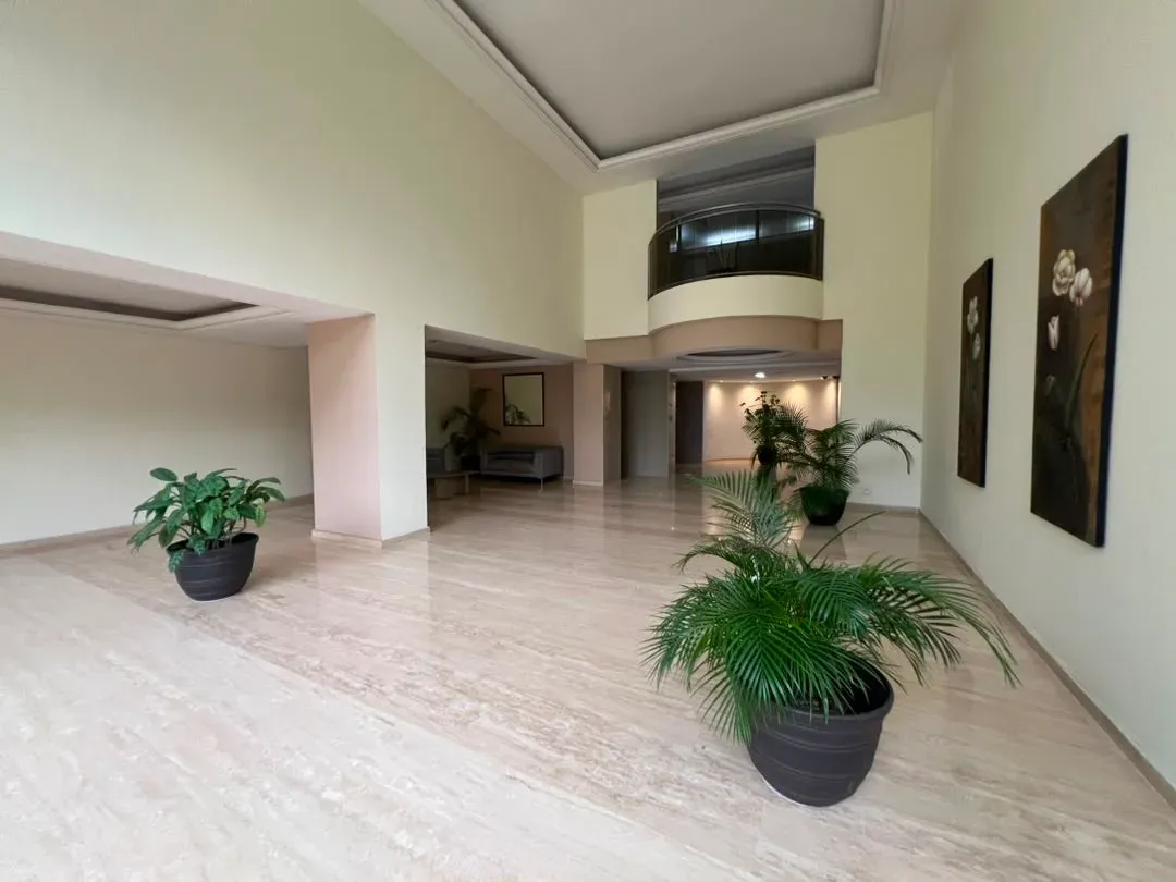 En Venta Apartamento Moderno con Planta 100% en urb Los Mangos, Res. Costa del Sol. - 14