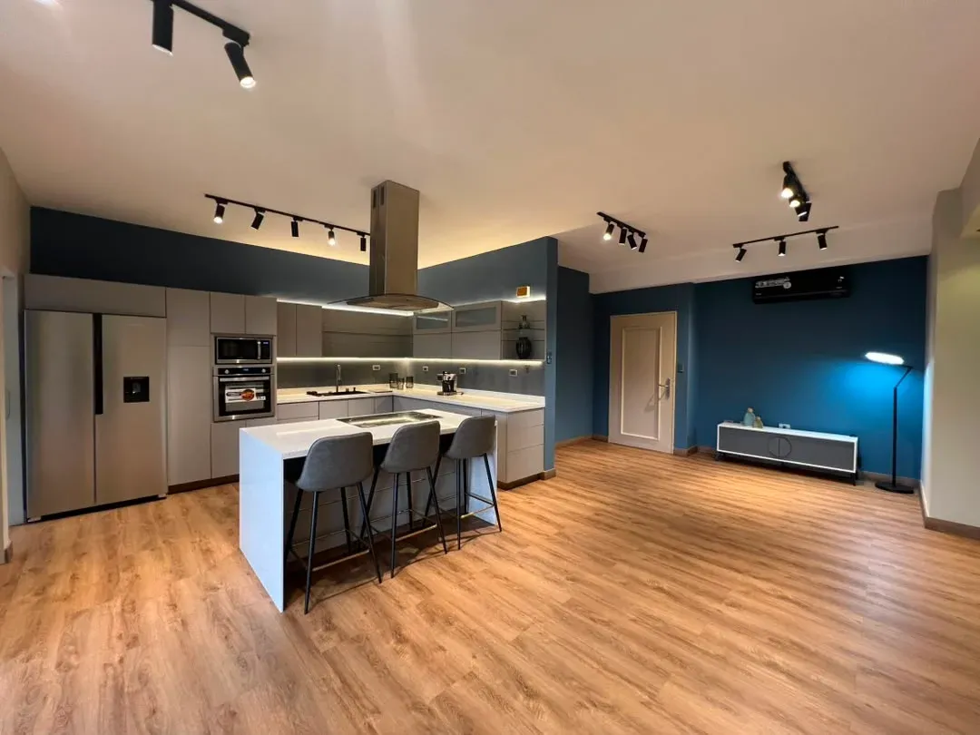 En Venta Apartamento Moderno con Planta 100% en urb Los Mangos, Res. Costa del Sol.