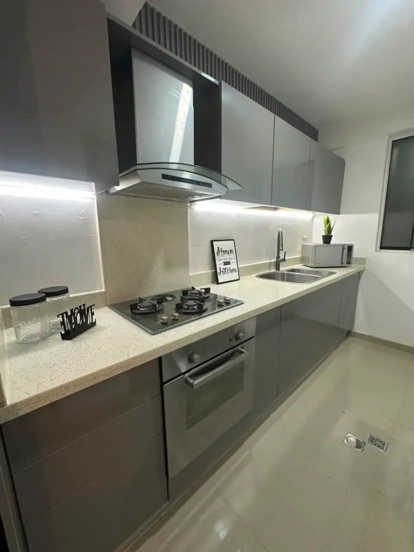 En Venta Apartamento Residencias Tazajal Suites - Tazajal    Semi Amoblado Piso bajo