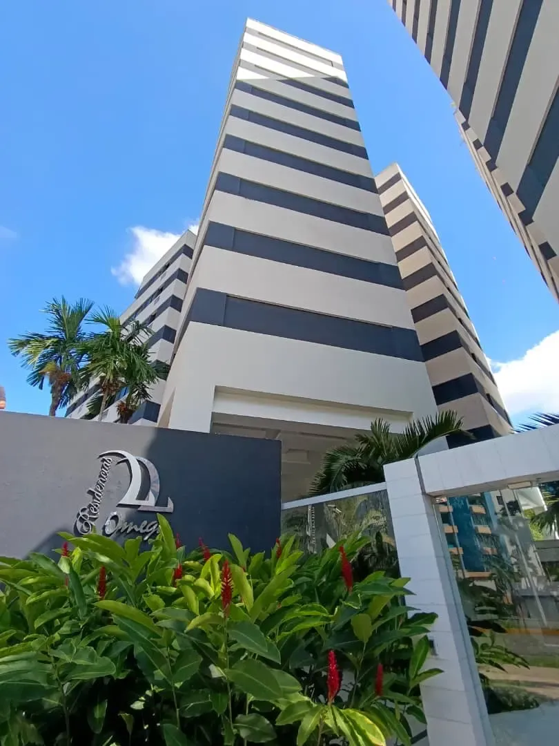 ALQUILA Exclusivo Apartamento en Res. Omega, Urb. El Parral