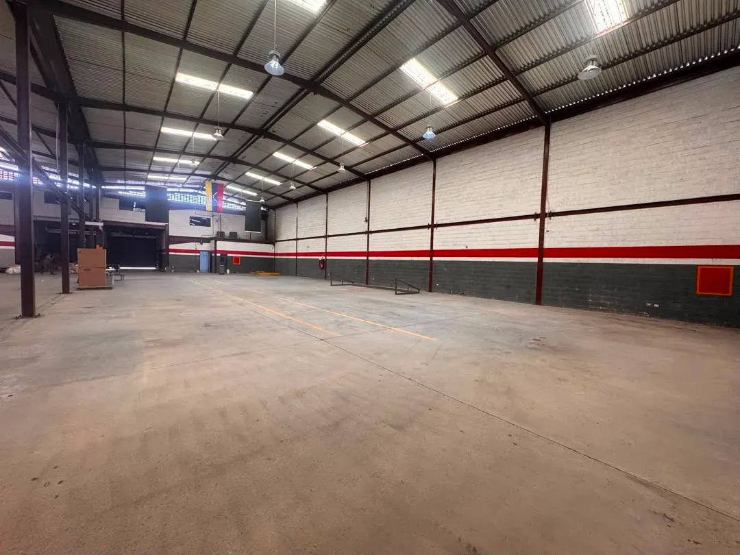 GALPON EN ALQUILER EN SAN DIEGO CASTILLITO 1.200m2 - 3