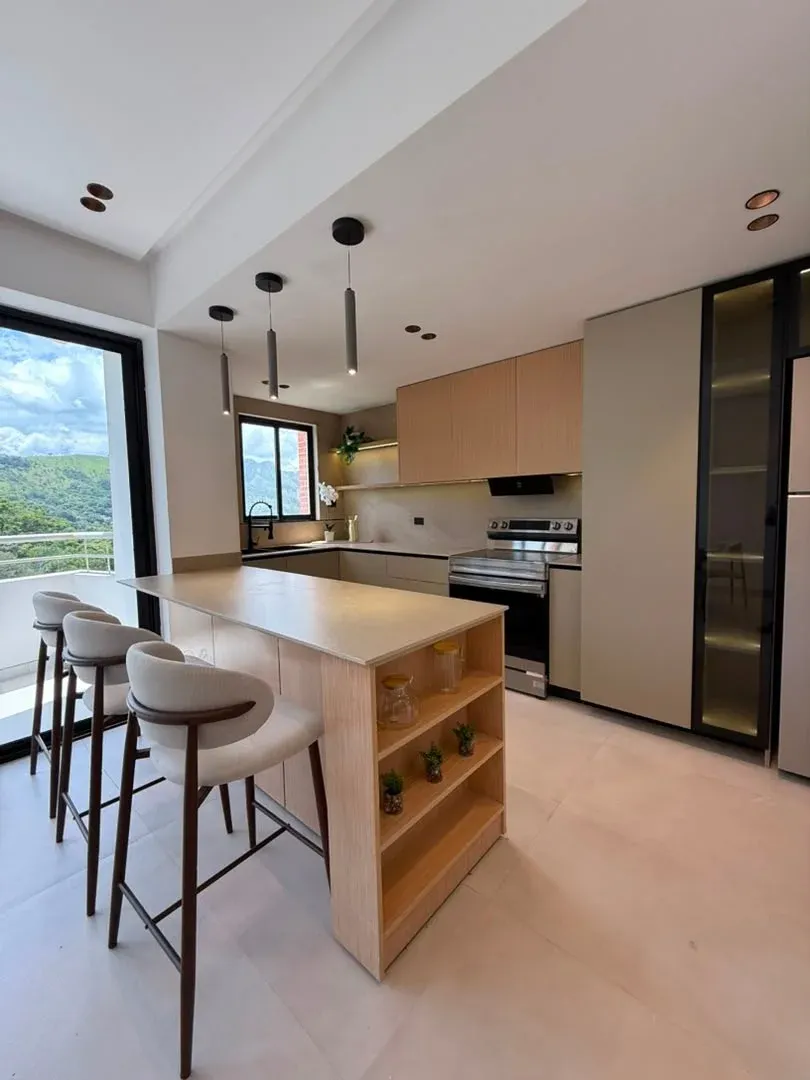 EN VENTA  Apartamento en Res. Puerto Plata, Urb. El Bosque, Valencia. - 8