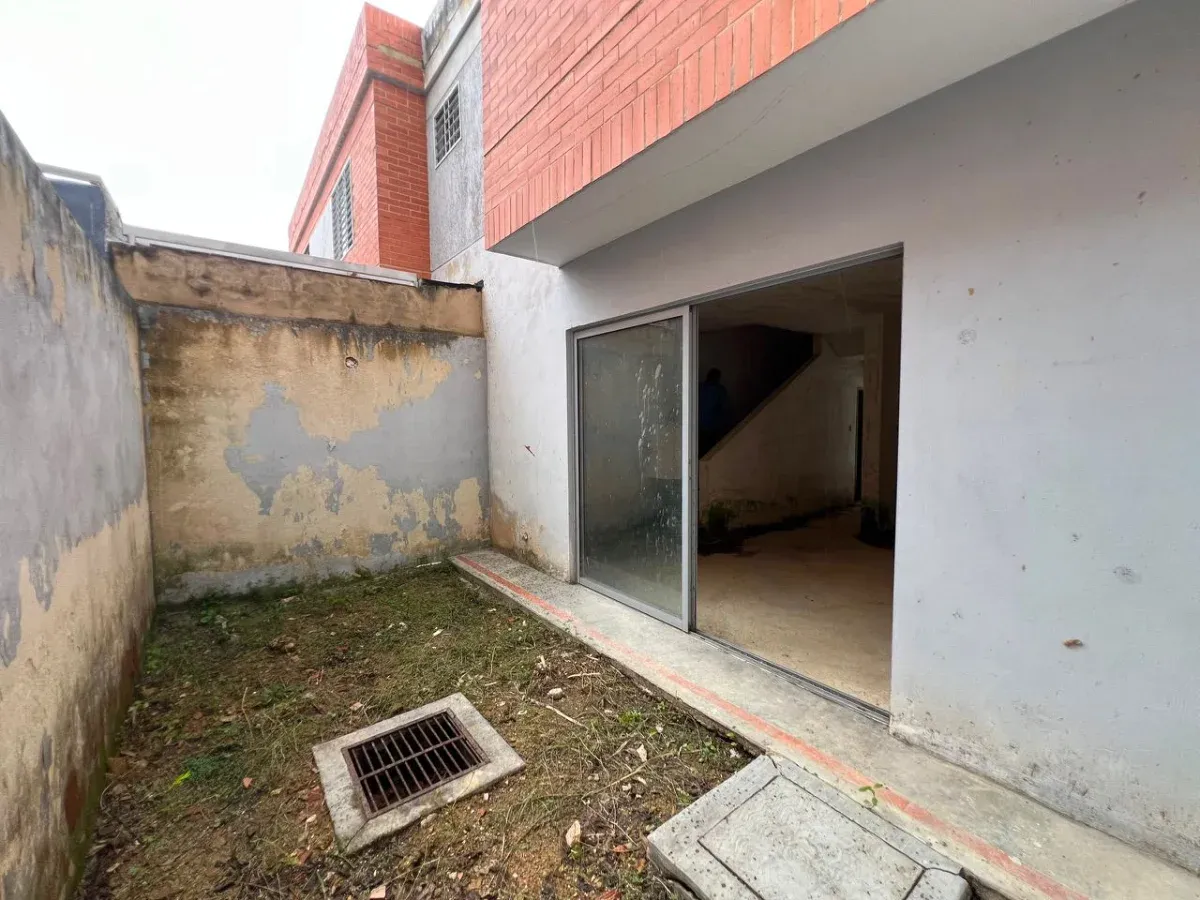 Townhouse en Obra gris PLANTA 100% Conj. Res. Villas de Santa Cruz, San Diego - 15