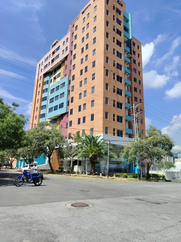 Apartamento en Obra Blanca en Mañongo, Res Kununkunuma, Naguanagua, Jardin Mañongo. 101 mts2
