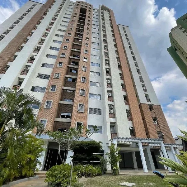 Se Alquila Apartamento AMOBLADO Resid. Alameda Los Mangos, Valencia 93 mts2 - 14