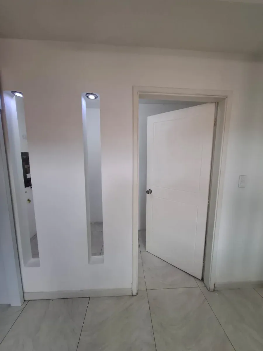 En Venta Apartamento Tipo Duplex en San Diego   Res. Valle Topacio, San Diego   Consta de 113mts² - 5