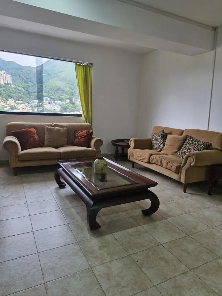 SE ALQUILA APARTAMENTO AMOBLADO EN RES. COLINAS DEL PARRAL URBANIZACIÓN EL PARRAL - 2