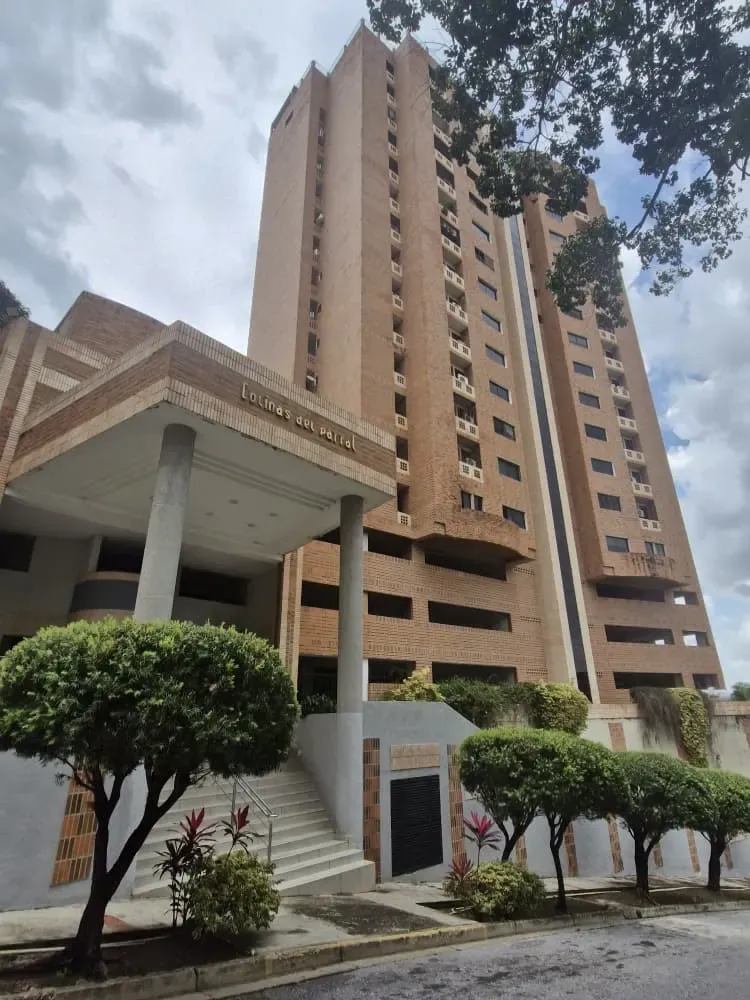 SE ALQUILA APARTAMENTO AMOBLADO EN RES. COLINAS DEL PARRAL URBANIZACIÓN EL PARRAL