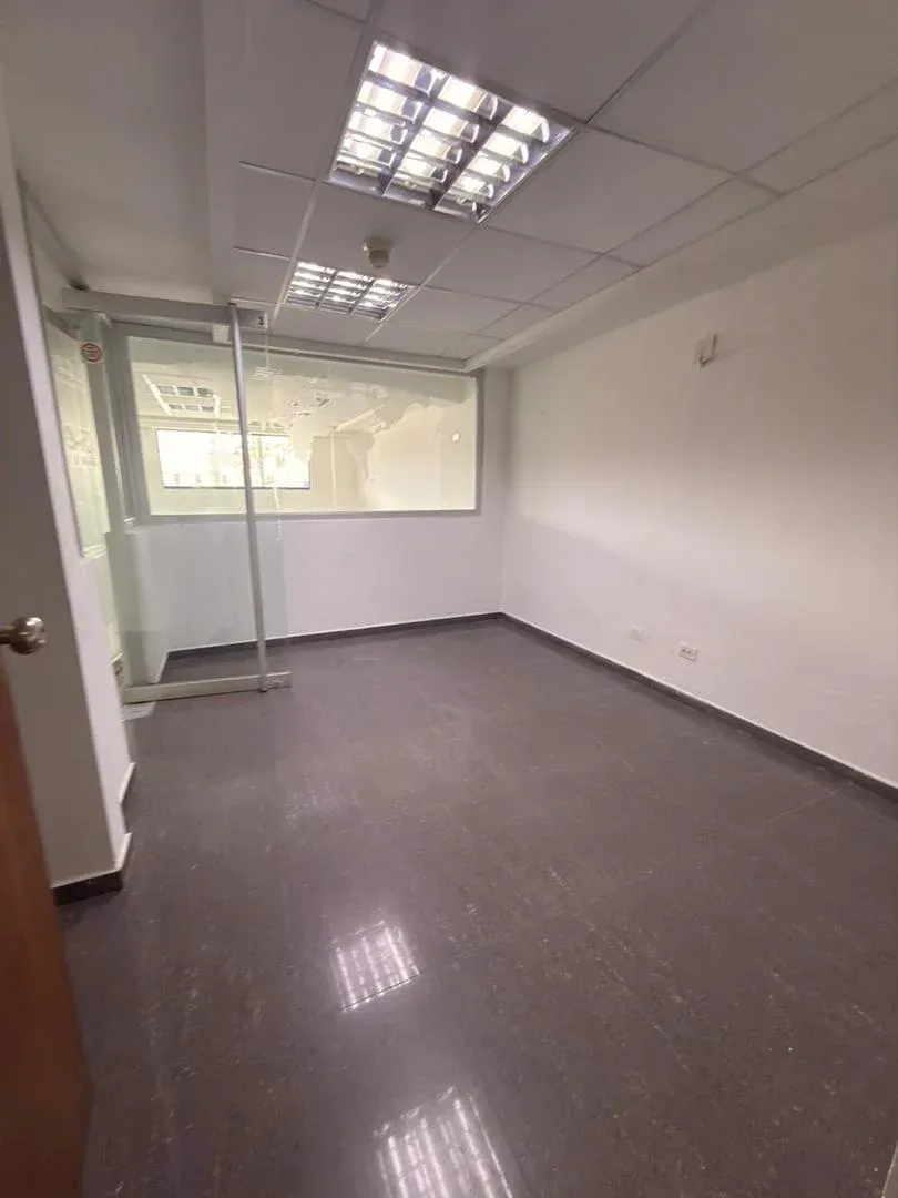 En Venta Centro Empresarial Mixto Galpón, Oficinas y Locales en el Casco Histórico de Pto Cabello - 9