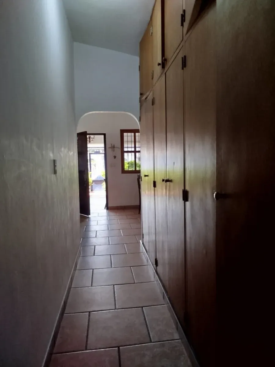 Se vende hermosa Casa Quinta en Cagua estado Aragua, con anexo amoblado, doble garaje, tanque subt. - 10