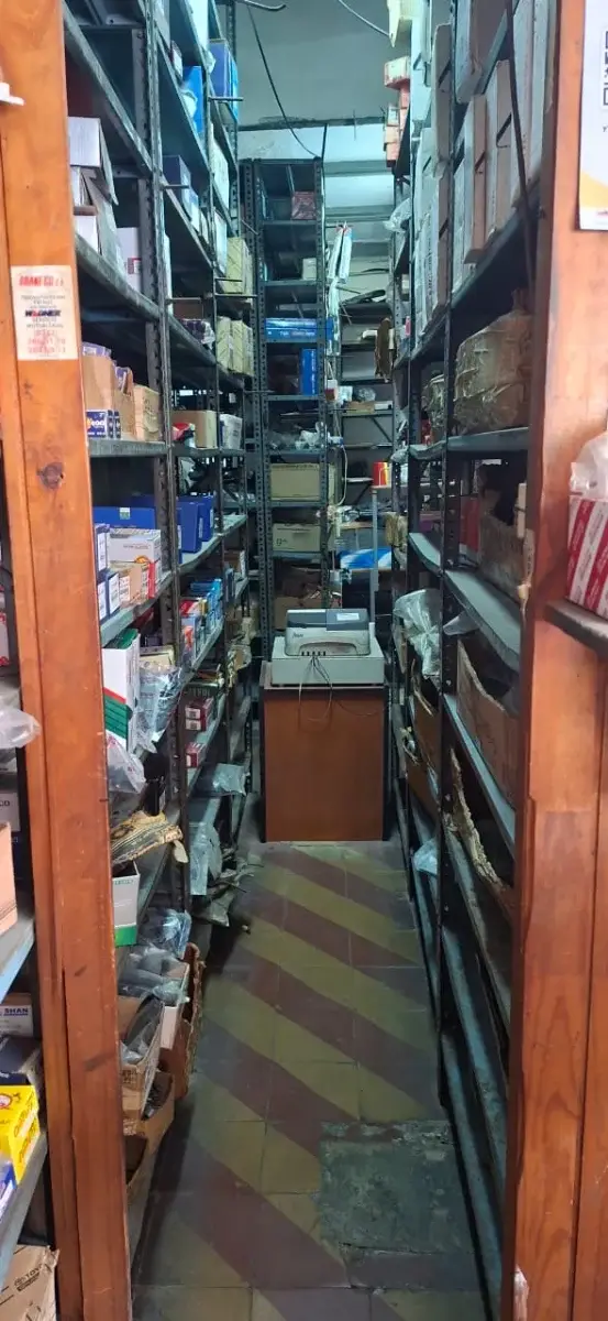 CASA COMERCIAL Y FONDO DE COMERCIO EN CATIA 