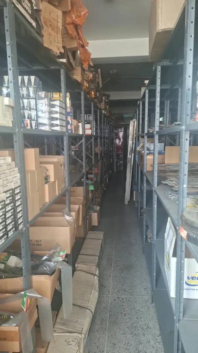 EDIFICIO COMERCIAL CON LOCAL (RESIDENCIAL Y/O COMERCIAL) - 9