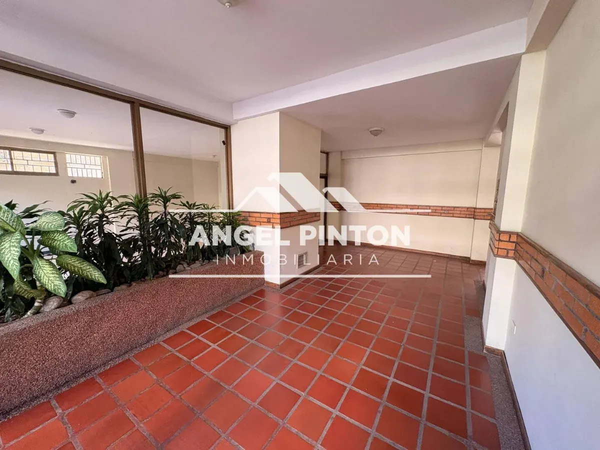 API 888888 APARTAMENTO VENTA TIERRA NEGRA MARACAIBO VENEZUELA US$ 160000 Leyva Vásquez 0412 0716209 - 5