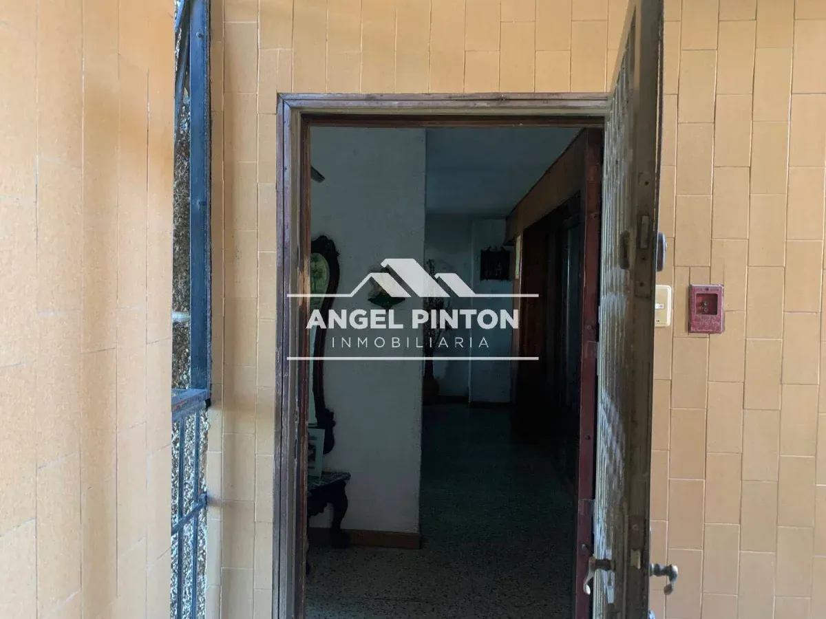 API 9350 APARTAMENTO VENTA LA PARAGUA MARACAIBO VENEZUELA US$ 65000 Leyva Vásquez 0412 0716209 - 5