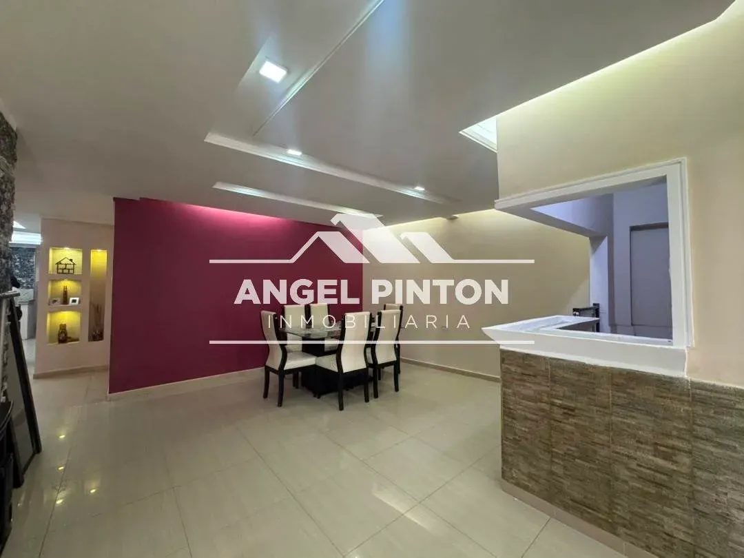 API 9690 CASA EN VENTA SABANETA CENTRO MARACAIBO VENEZUELA US$ 75000 Leyva Vásquez 04120716209 - 4
