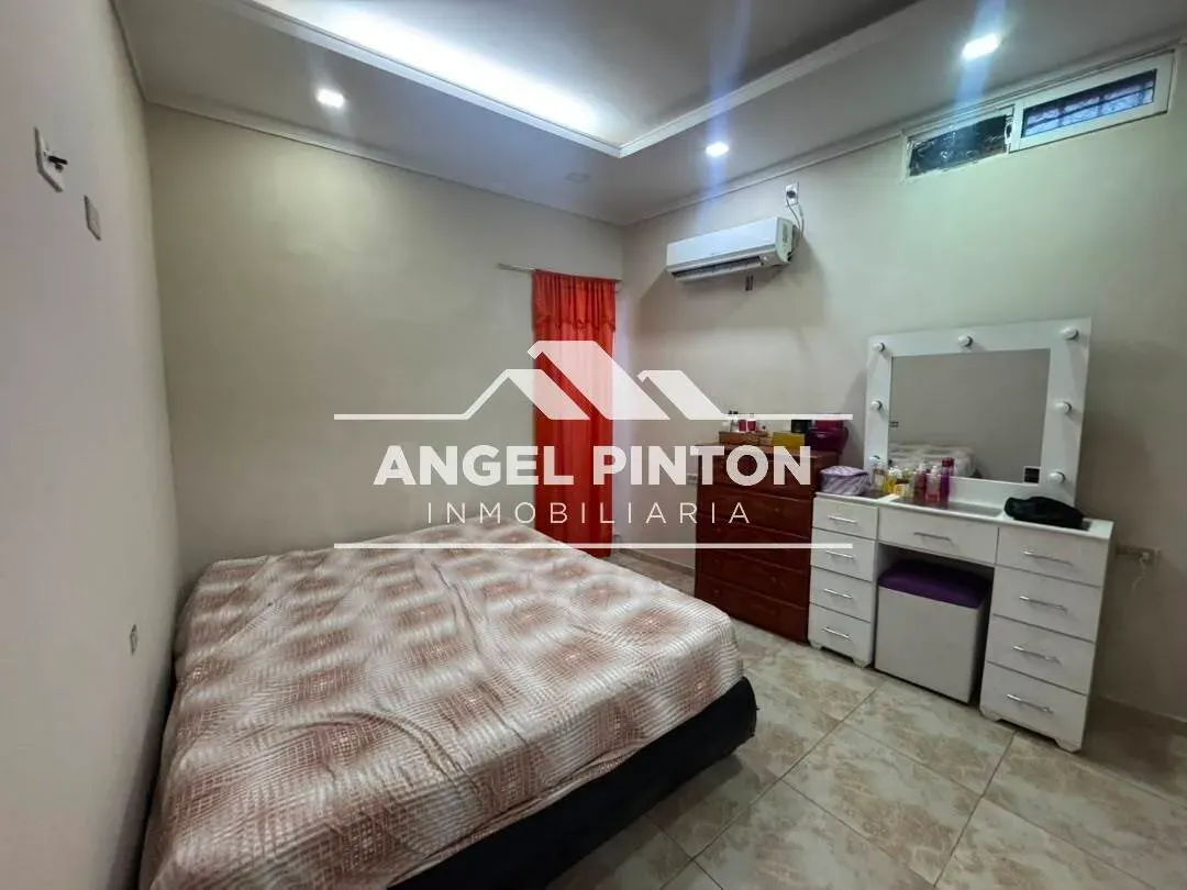 API 9690 CASA EN VENTA SABANETA CENTRO MARACAIBO VENEZUELA US$ 75000 Leyva Vásquez 04120716209 - 8