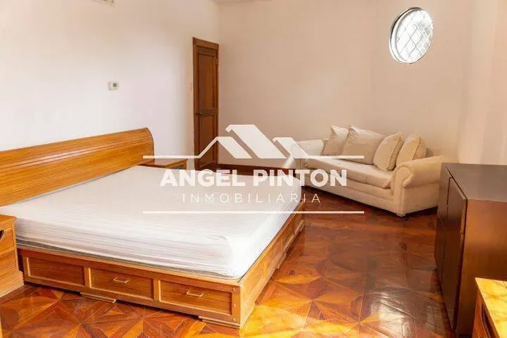 API 10011 VILLA CERRADA VENTA INDIO MARA MARACAIBO VENEZUELA US$ 400000 Leyva Vásquez 0412 0716209 - 13