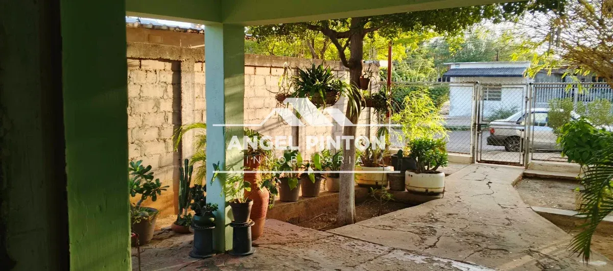 API 9358 CASA VENTA SIERRA MAESTRA SAN FRANCISCO. VENEZUELA US$ 40000 Leyva Vásquez 0412 0716209 - 6