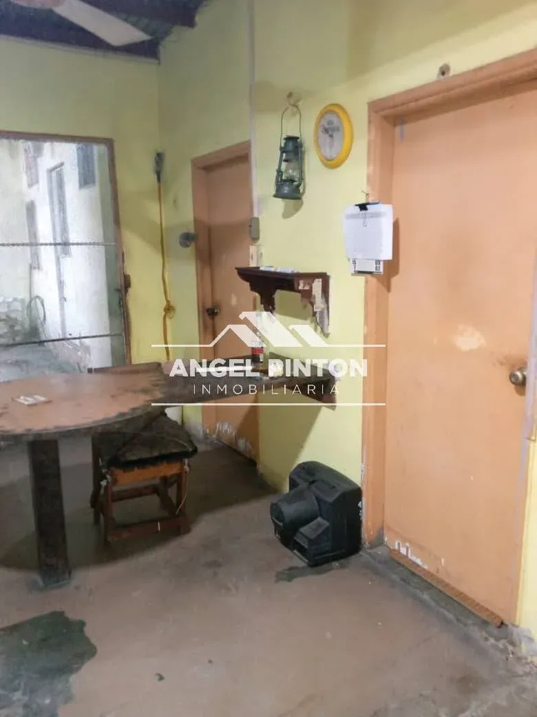 API 10170 CASA COMERCIAL VENTA TIERRA NEGRA MARACAIBO US$ 80000 Leyva Vásquez 0412 0716209 - 8