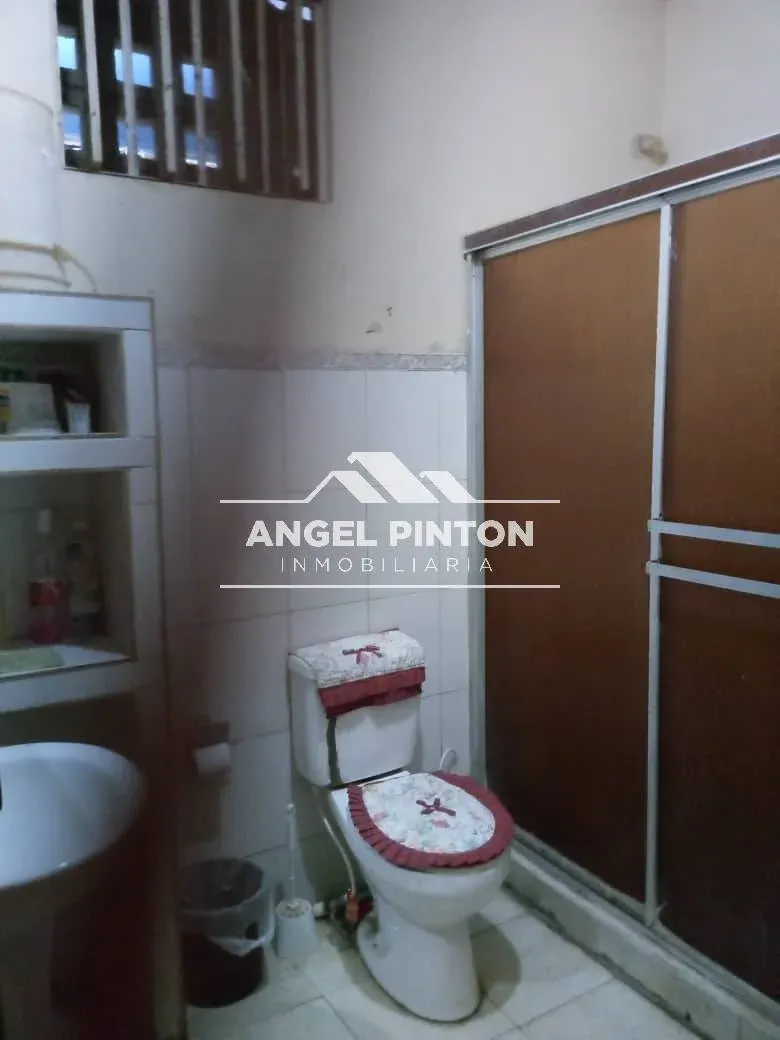 API 10170 CASA COMERCIAL VENTA TIERRA NEGRA MARACAIBO US$ 80000 Leyva Vásquez 0412 0716209 - 10
