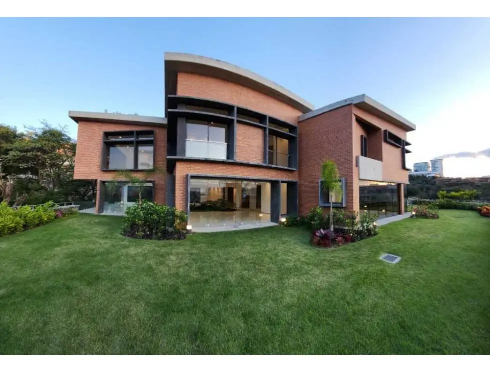 En venta conjunto residencial 2600m2 Lomas de Las Mercedes 0801 - 2