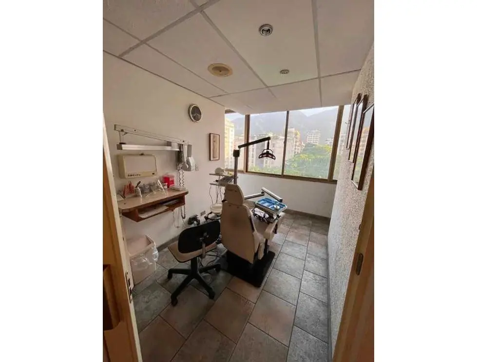 Se vende consultorio odontológico 68m2 La Campiña 6925 - 11