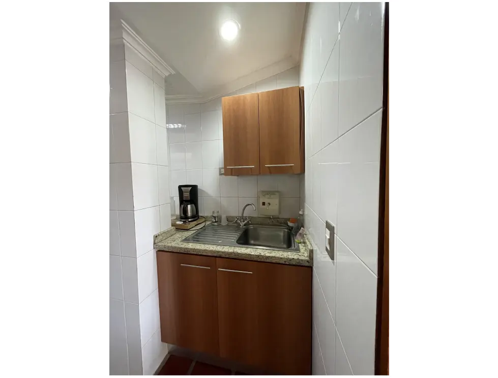 En venta edificio de 1490m2/10b/10p Los Chaguaramos - 31