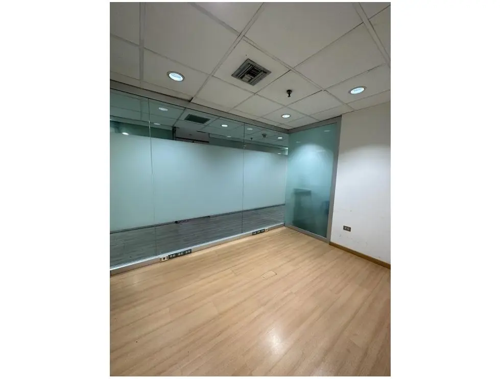 OFICINA EN ALQUILER 500 M2 - CHACAO - 7