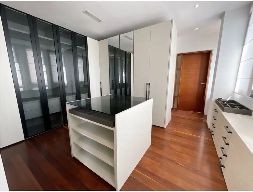 Se vende/Alquila PH 760m2 4h+2s/5.5b+s/6p Colinas de Valle Arriba 2312 - 22