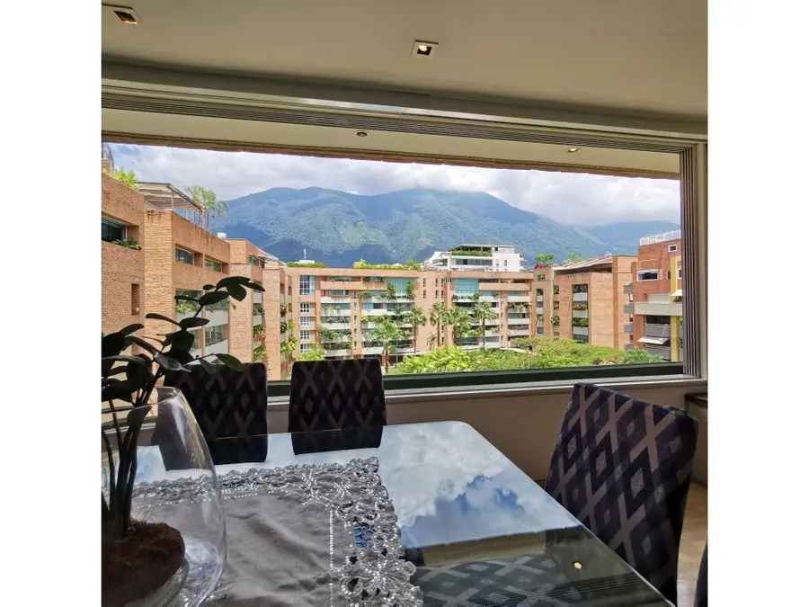 Alquilo Apartamento en Campo Alegre $8.000 - 26