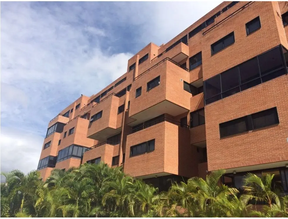 Se vende PH 550m2 4h+s/5.5b+s/5p L.San Roman 5955