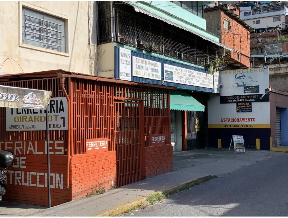 FERRETERIA VENTA FONDO DE COMERCIO 150 M2 A PIE DE CALLE, BARUTA - 3