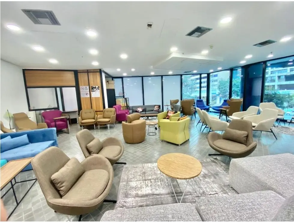 Se vende locales comerciales 201m² en Centro Comercial Lido - 6