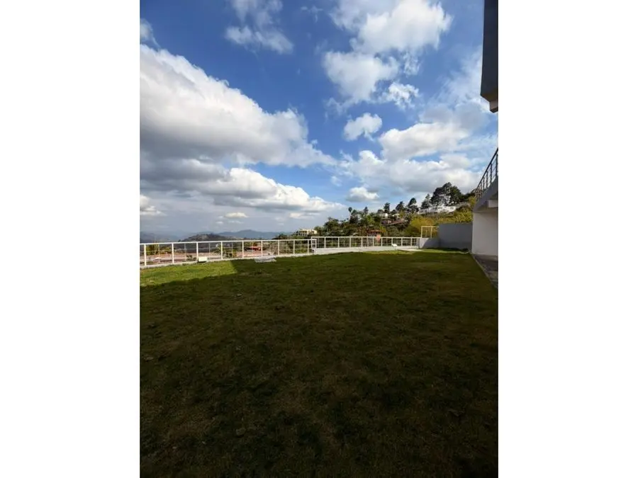 SE VENDE CASA EN ALTO HATILLO DE 900MTS2 - 18